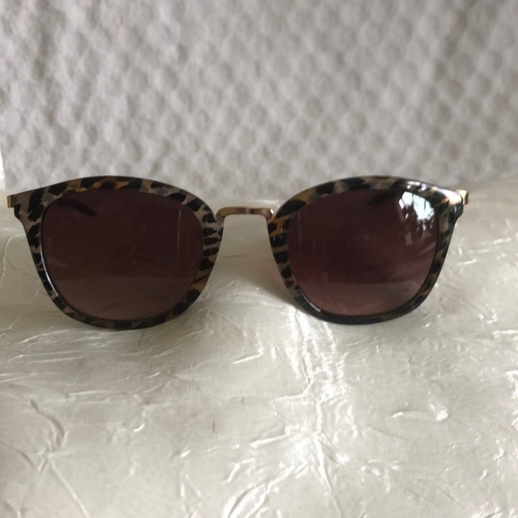 🏵2/$45🏵 Panama Jack Fashion Sunglasses - Picture 4 of 9